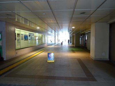 JR舞子駅2.JPG